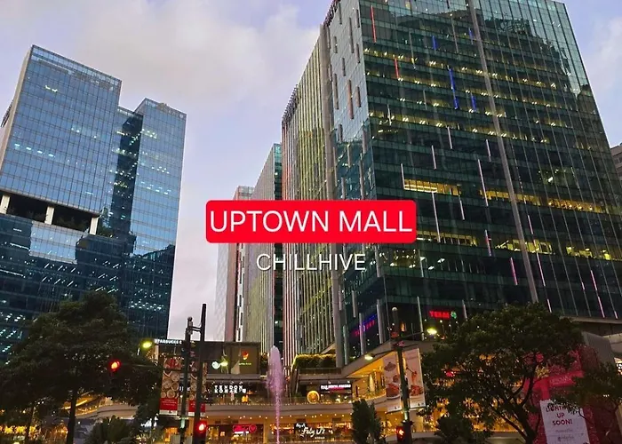 Luxury Bgc Condo, Steps To Uptown Mall #oursw31i Holiday home