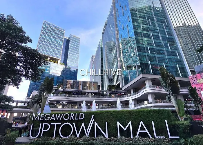 Luxury Bgc Condo, Steps To Uptown Mall #oursw31i * Manila