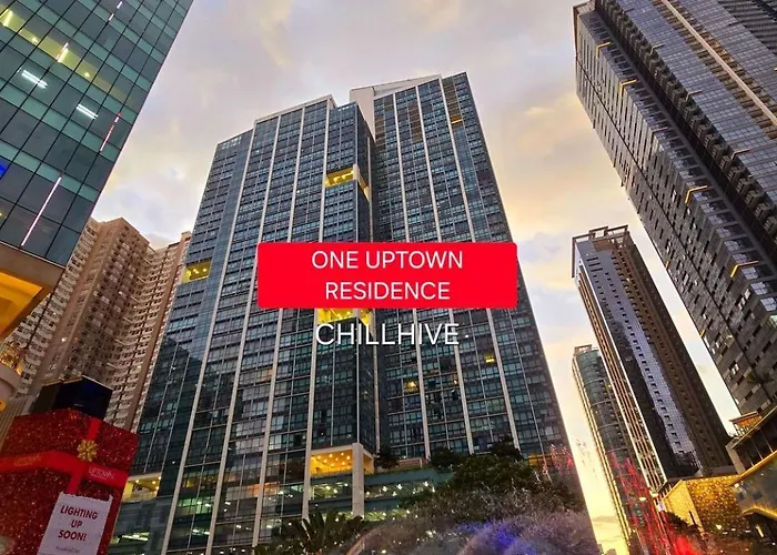 Holiday home Luxury Bgc Condo, Steps To Uptown Mall #oursw31i *